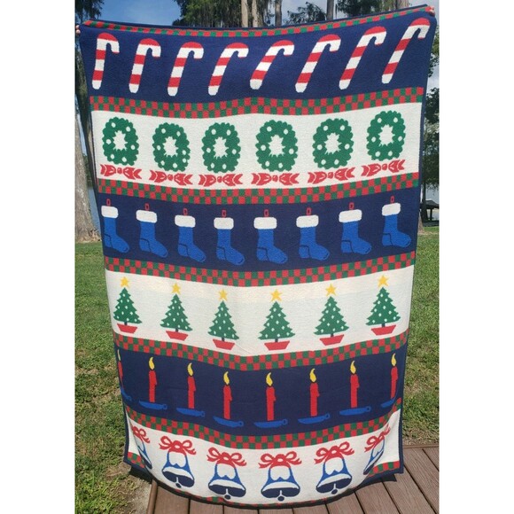 San Marcos Christmas Reversible Blanket Cane Stocking Wreath Candle Bells HEAVY - Picture 3 of 5